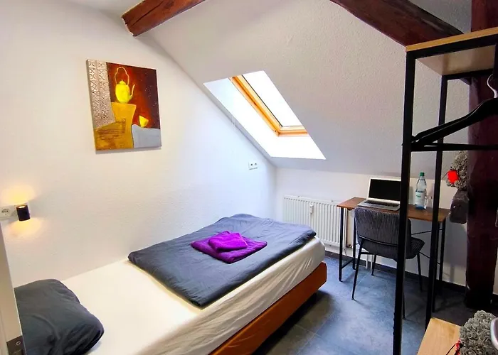 Schwert Loft S42 Free Wifi & Parking *